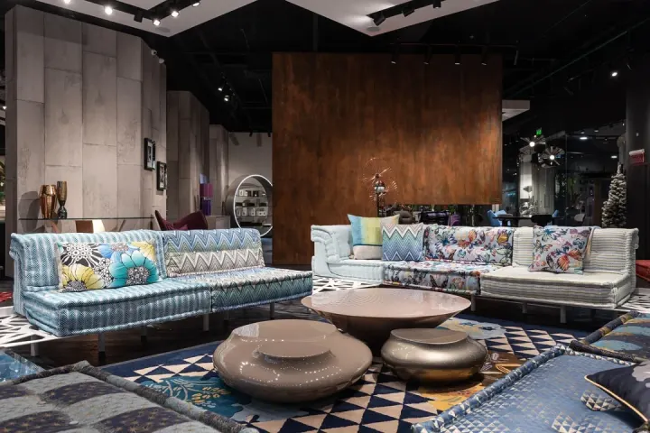 128 Yıllık Mobilya Devi Haynes Furniture Kapanıyor! 12 Mağazada Büyük İndirim Başladı