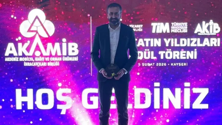 Modelin Mobilya’ya İstanbul Mobilya Fuarı’nda 2026 İhracat Ödülü