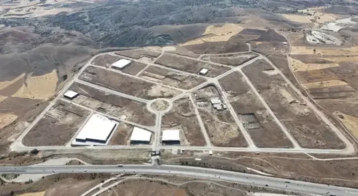 Elmadağ Mobilya Üssü Oluyor: 20 Bin Kişiye İstihdam Sağlanacak