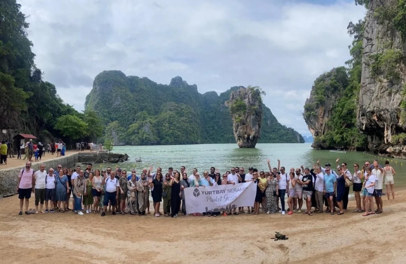 Yurtbay Seramik, Değerli Bayileriyle Phuket'te Buluştu: Mobilya Sektörüyle de Dayanışma Vurgusu