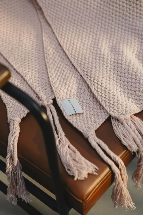 QUA HOME’DAN KIŞA SıCACIK BİR DOKUNUŞ: LAUREL TV BATTANİYESİ