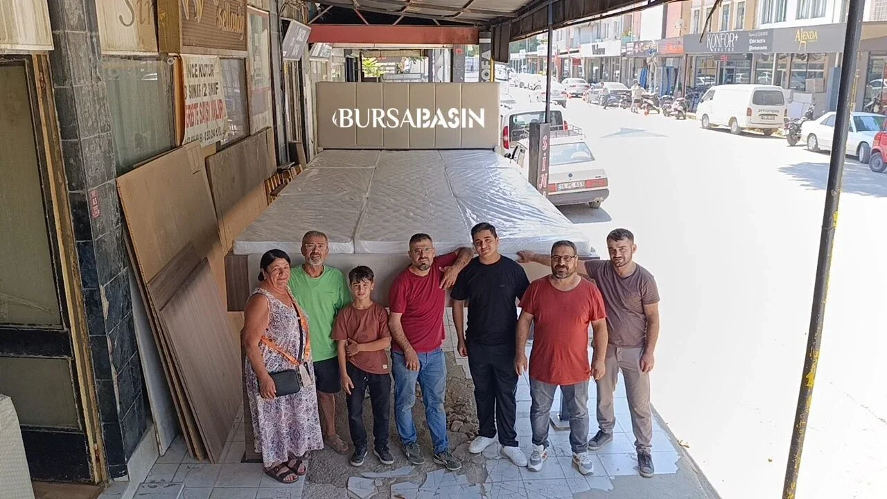 İnegöl’de 9 Günde Üretildi: 1 Tonluk Dev Yatak Almanya Yolcusu