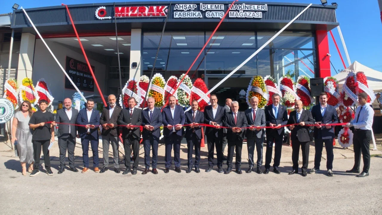 Mızrak Makine, İnegöl’de Yeni Fabrika Satış Mağazasını Hizmete Açtı